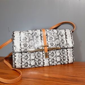 Jaclyn Smith Crossbody Bag